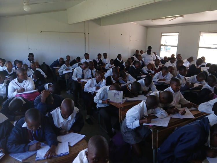 how-overcrowded-classrooms-affect-learners-literacy