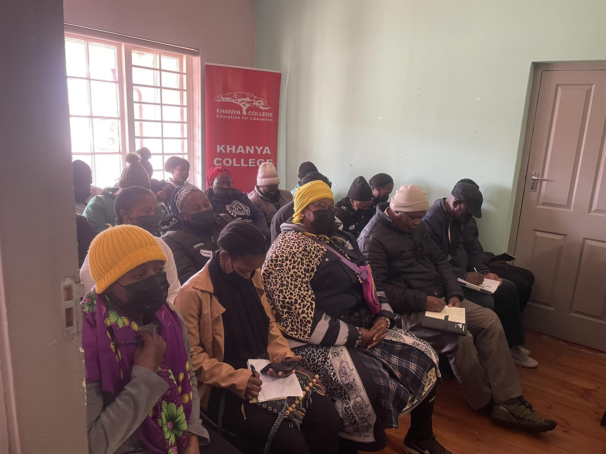 campaigners-meet-at-the-mayors-office